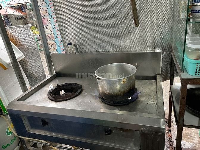 sang lại vựa hải sản cho ace tâm huyểt.