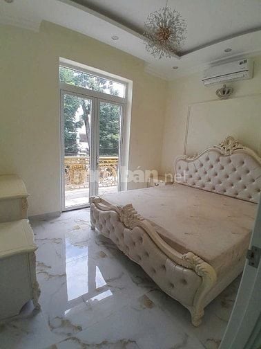 🏡 CHO THUÊ NHÀ MẶT TIỀN ĐƯỜNG XE HƠI – DƯƠNG BÁ TRẠC, P.1, Q.8 