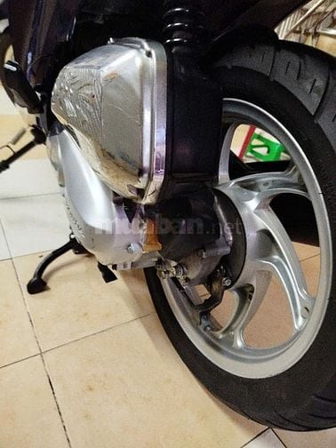 Bán xe Honda Vision màu xanh đời 2018, biển số TP 