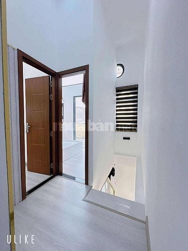 BÁN NHÀ HUỲNH TẤN PHÁT HẺM RỘNG 4M .FULL NỘI THẤT.