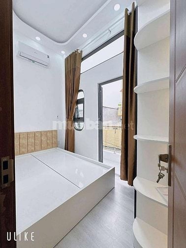 BÁN NHÀ HUỲNH TẤN PHÁT HẺM RỘNG 4M .FULL NỘI THẤT.