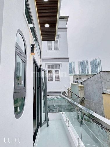 BÁN NHÀ HUỲNH TẤN PHÁT HẺM RỘNG 4M .FULL NỘI THẤT.