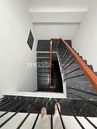 TÒA CĂN HỘ DỊCH VỤ 7 TẦNG XÂY MỚI, MẶT PHỐ CỰ LỘC, QUẬN THANH XUÂN