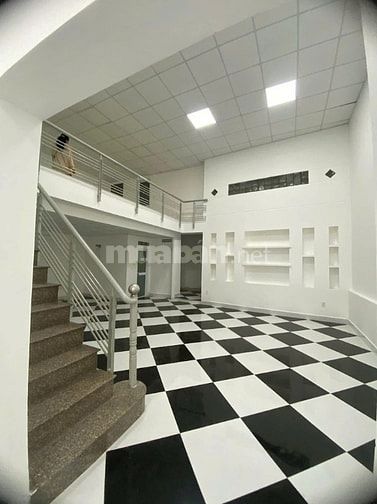  Bán nhà phố trung tâm Quận 1, 125m², phù hợp đầu tư dài hạn