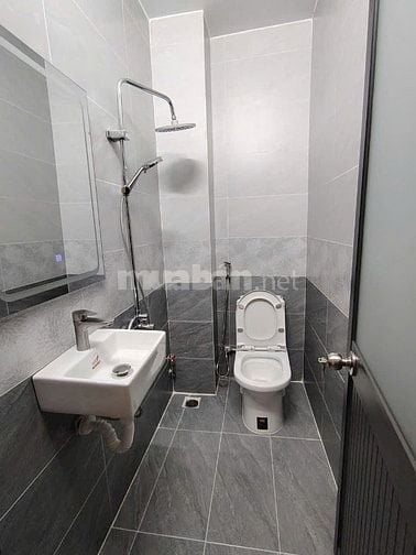 NHÀ MỚI HOÀN THIỆN - 3 TẦNG - HẺM 1247 HUỲNH TẤN PHÁT - PHƯỜNG PHÚ THU