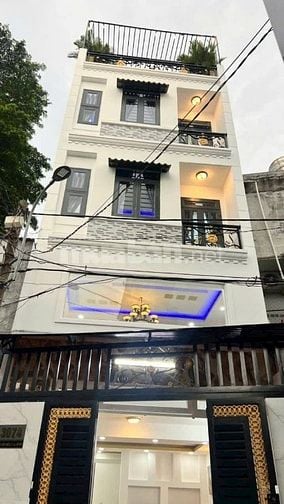 Bán gấp nhà ở đường Nguyễn Ảnh Thủ, phường Trung Mỹ Tây, quận 12, giá 