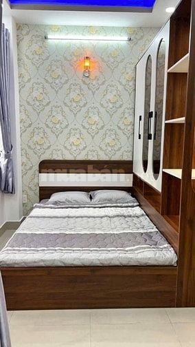 Bán gấp nhà ở đường Nguyễn Ảnh Thủ, phường Trung Mỹ Tây, quận 12, giá 