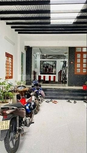 NHÀ 2 LẦU 4PN. 4WC SÂN ĐẬU OTO 58/15 ĐƯỜNG 9 LINH TÂY. TP THỦ ĐỨC 