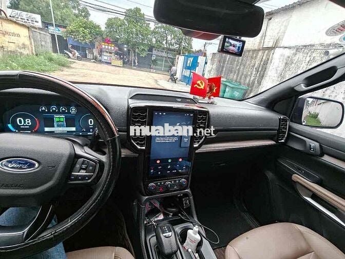 Ford Everest 2023 Titanium Plus 2.0L 4x4 AT - 4774