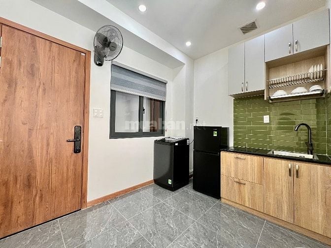 STUDIO FULL NỘI THẤT CỬA SỔ TRỜI SÁNG THOÁNG NGAY CHỢ BẾN THÀNH