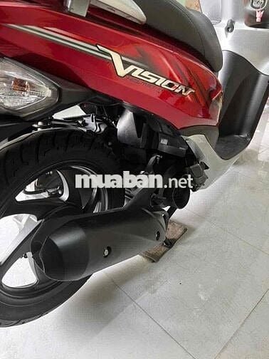 Honda vision màu đỏ-đen-bạc xe chính chủ số Tphcm