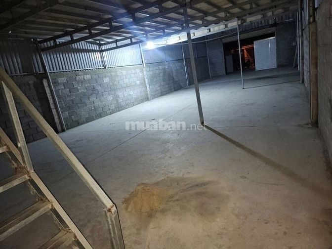CHỦ KẸT VỐN BÁN GẤP XƯỞNG 300M² GIÁ 560TR – SHR – TRẢNG BÀNG, TÂY 