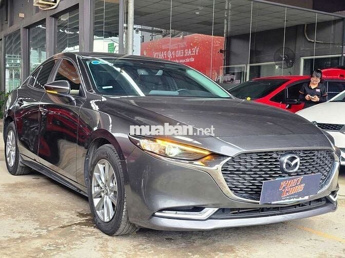 Mazda 3 2022 Luxury 1.5L, màu xám,đi 44.000 km