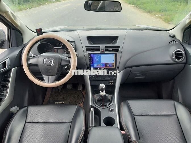 Mazda BT 50 2015 2.2L 4x4 MT