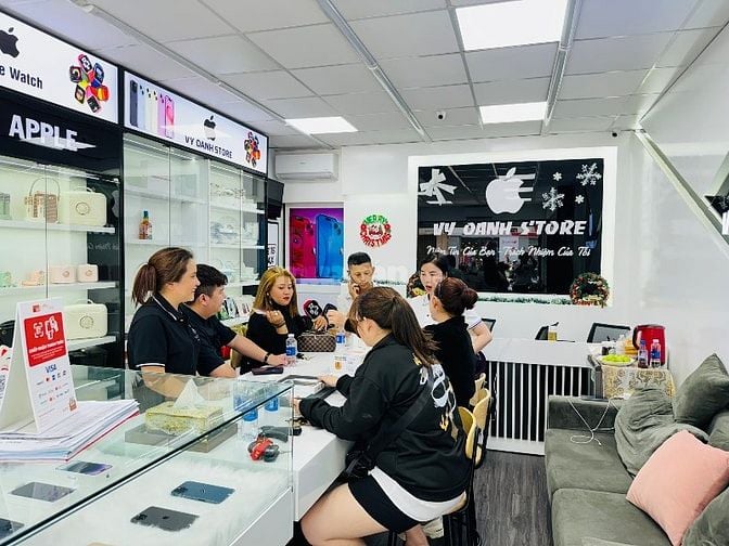 Cần Sang Cửa Hàng Điện Thoại Di Động