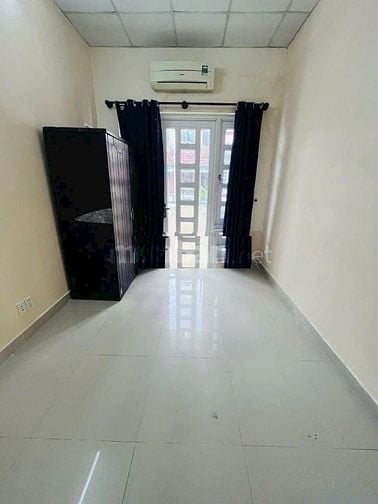 Cho thuê nhà mặt tiền Lê Văn Sỹ, P.2, Q.T.Bình giá 22tr 