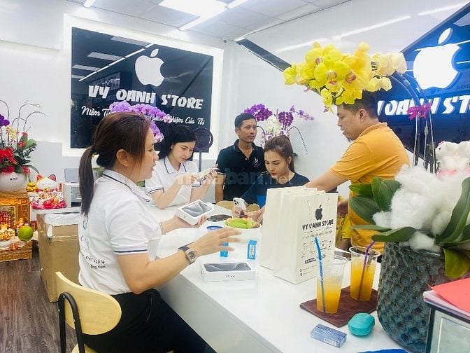 Cần Sang Cửa Hàng Điện Thoại Di Động