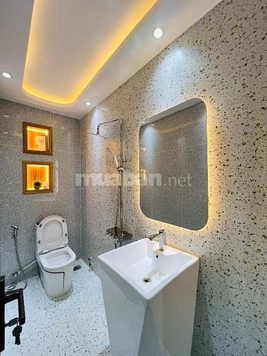 Gia đình chuyển nơi ở bán gấp nhàLê Đình Cẩn,TânTạo,BìnhTân.Chỉ 1,85tỷ