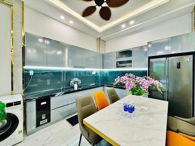 Siêu Phẩm Nhà 1T1L Hậu Giang Q6 – 60m², khu vực an ninh, giá chỉ 1tỷ78
