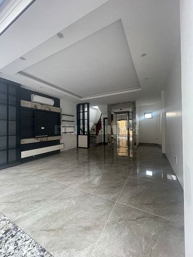 💎 Nhà 2 Mặt Thoáng, Thang Máy, Gara - 41m² K918 Phúc Đồng, Long Bi
