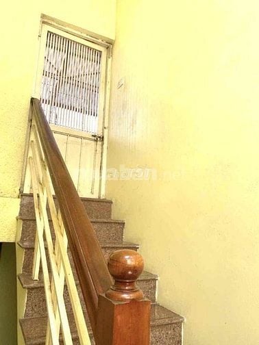 Bán nhà chính chủ,ngõ rộng,xe 7 chỗ đi qua cửa