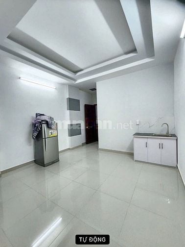 Cho thuê nhà tại Gò Vấp 8 phòng 8 WC 8 bếp. DT 64 m2 5 tầng