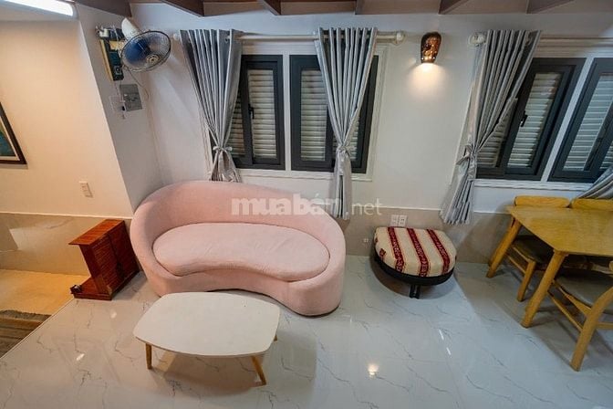 Cho thuê nhà riêng Nguyễn Du, gần Nhà Thờ Đức Bà, VNPT, sạch sẽ thoáng