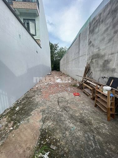 Bán đất mặt tiền đường 12 m cầu xây 2