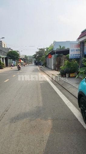 Bán đất mặt tiền đường 12 m cầu xây 2