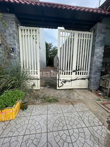 Bán đất mặt tiền đường 12 m cầu xây 2