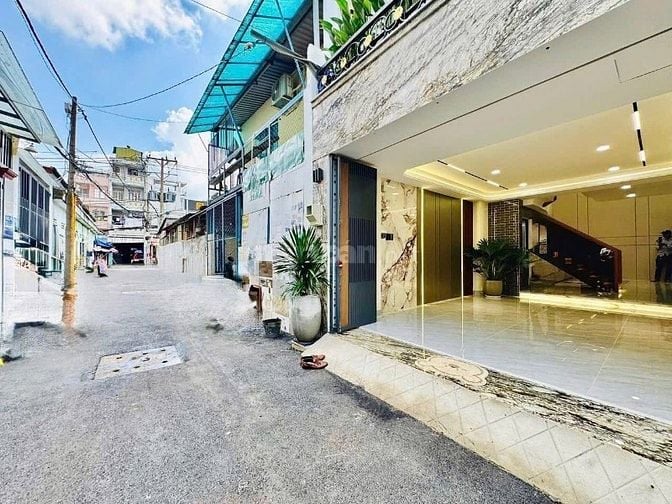 Đáo hạn ngân hàng chú Tám bán gấp nhà hẻm 6m- 2tỷ190- Tân Thành,Quận 5