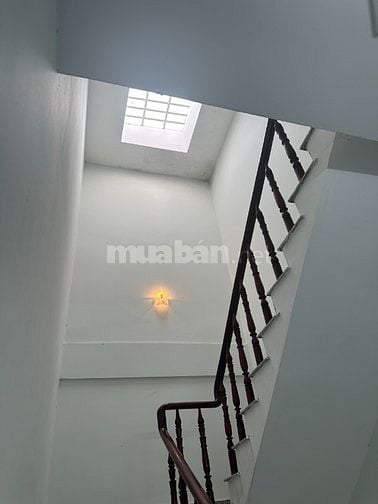 BÁN NHÀ 1 TRỆT - 2 LẦU TẠI XÃ LONG TRẠCH - HUYỆN CẦN ĐƯỚ