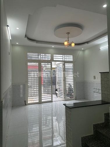 BÁN NHÀ 1 TRỆT - 2 LẦU TẠI XÃ LONG TRẠCH - HUYỆN CẦN ĐƯỚ