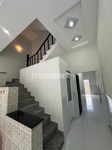 BÁN NHÀ 1 TRỆT - 2 LẦU TẠI XÃ LONG TRẠCH - HUYỆN CẦN ĐƯỚ