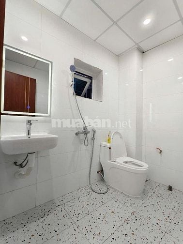 Căn hộ chung cư tập thể Tây Kết. Đầm Trấu. Hai Bà Trưng. Hà Nội. Phân 