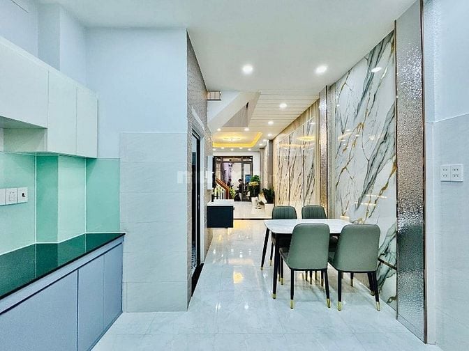 CÔ LINH ĐI NƯỚC NGOÀI BÁN GẤP NHÀ NGUYỄN CÔNG HOAN, PHÚ NHUẬN, SHR 