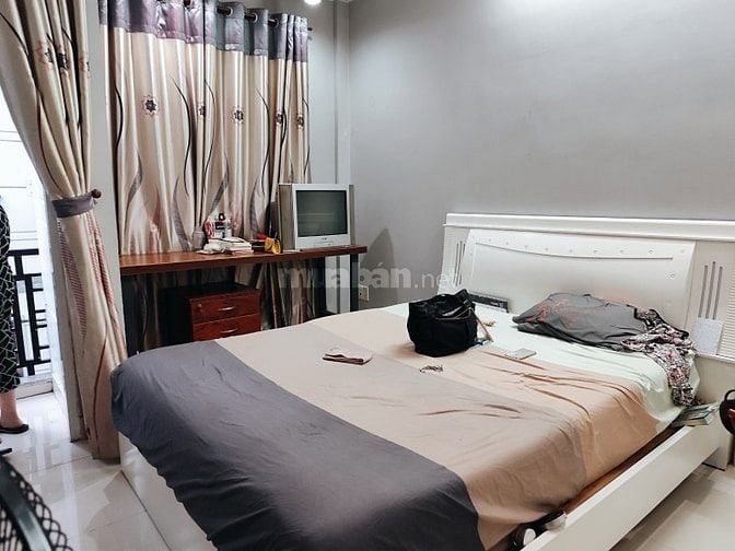 GẤP BÁN NHÀ HẺM XE HƠI – CÁCH BÀ HOM CHỈ 30M – VỊ TRÍ ĐẸP – GIÁ TỐTT 