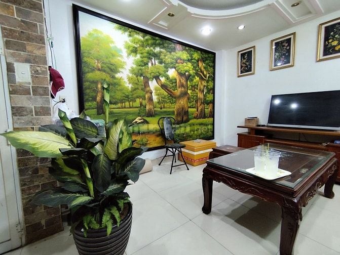 GẤP BÁN NHÀ HẺM XE HƠI – CÁCH BÀ HOM CHỈ 30M – VỊ TRÍ ĐẸP – GIÁ TỐTT 