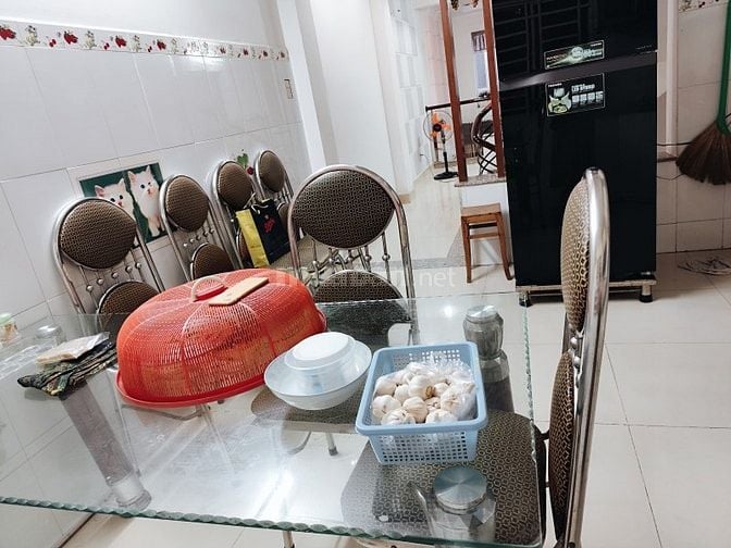 GẤP BÁN NHÀ HẺM XE HƠI – CÁCH BÀ HOM CHỈ 30M – VỊ TRÍ ĐẸP – GIÁ TỐTT 