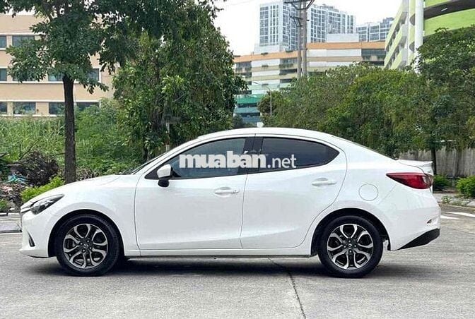 Mazda 2 1.5 AT Sedan sản xuất 2017