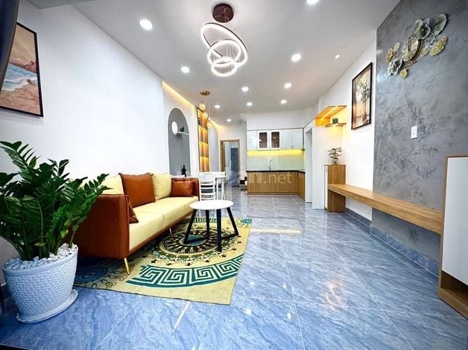 Bán gấp nhà ở đường Đội Cung, phường 11, quận 11, giá 1 tỷ 750 triệu 