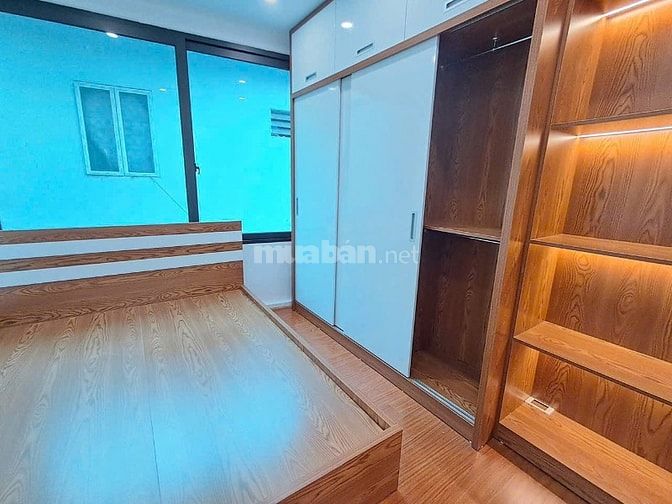 BÁN NHÀ PHỐ THÁI THỊNH 32M 6.3TY NHÀ MẶT NGÕ - RỘNG THÔNG- 3GAC ĐỖ CỬA