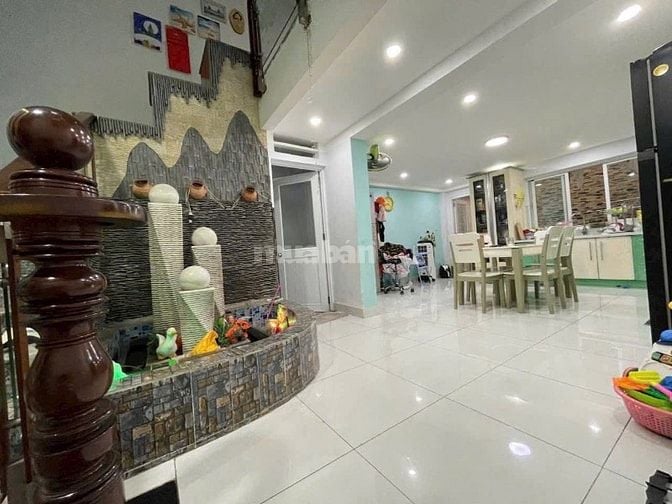 🌟 BÁN NHÀ GIÁ RẺ TRUNG TÂM Q.11 – CHỈ 2 TỶ 460 – NHÀ 3 TẦNG – SHR
