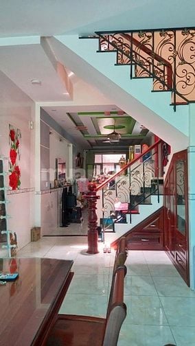 Chính chủ bán nhà mặt tiền Bình Tân, 3 tầng, pháp lý đầy đủ, giá mềm