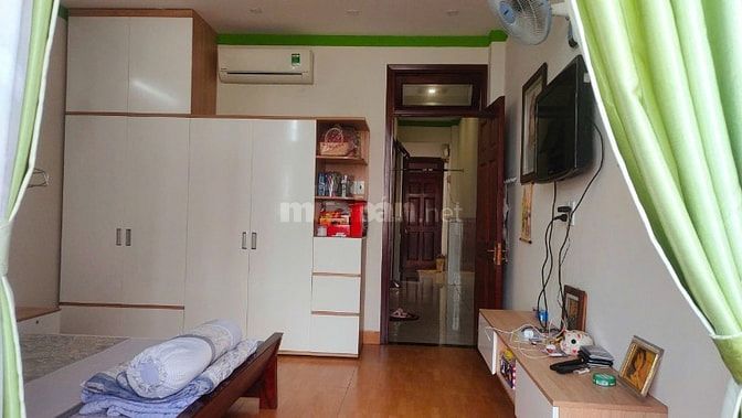 Chính chủ bán nhà mặt tiền Bình Tân, 3 tầng, pháp lý đầy đủ, giá mềm