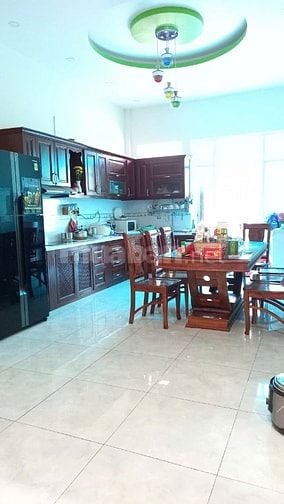 Chính chủ bán nhà mặt tiền Bình Tân, 3 tầng, pháp lý đầy đủ, giá mềm