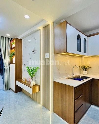 Nhà cần thanh lý gấp Lạc Long Quân  Q11 – 1T2L, 3PN, 57m², giá 1tỷ960