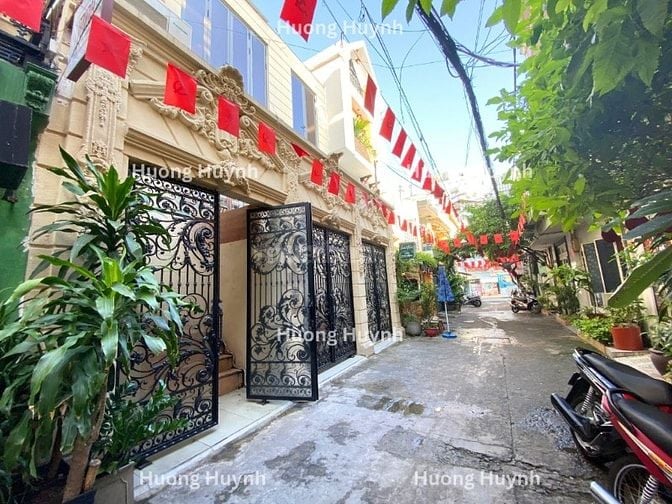 MẶT BẰNG ĐẸP 12 X 13M2 TRUNG TÂM QUẬN 1, ĐƯỜNG HAI CHIỀU, Đ. NGUYỄN TH