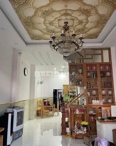 Ngộp Bank bán nhà đường Phổ Quang,P2, Tân Bình.Chì 2,3tỷ.65m2. Hẻm5m