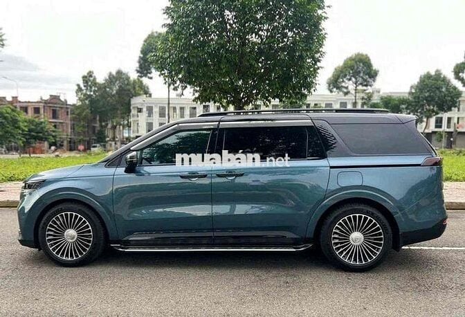 Kia Carnival 2021 2.2D Premium 7 chỗ - 66000 km